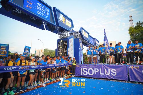 Race photo from Isoplus Run 2024 Surabaya
