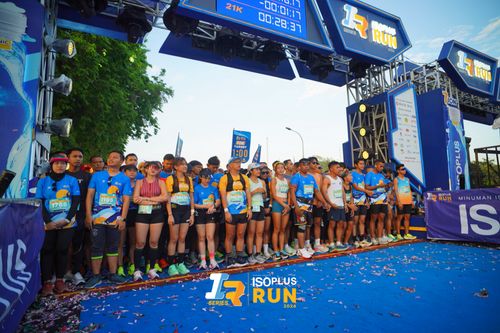 Race photo from Isoplus Run 2024 Surabaya
