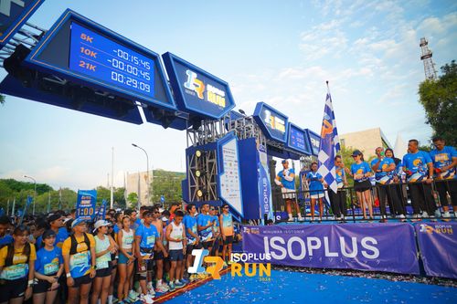 Race photo from Isoplus Run 2024 Surabaya