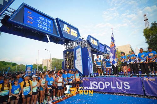 Race photo from Isoplus Run 2024 Surabaya