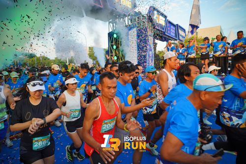 Race photo from Isoplus Run 2024 Surabaya
