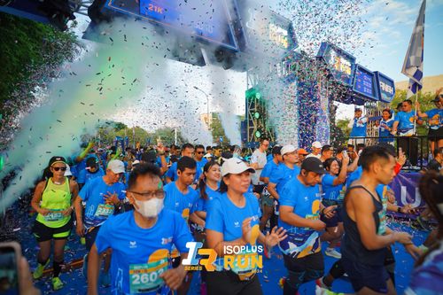 Race photo from Isoplus Run 2024 Surabaya