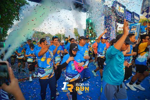 Race photo from Isoplus Run 2024 Surabaya