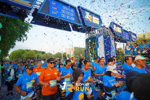Race photo from Isoplus Run 2024 Surabaya