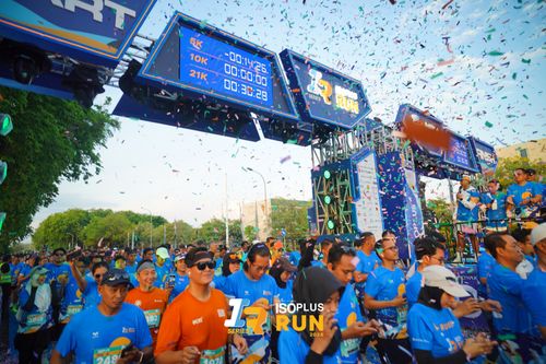 Race photo from Isoplus Run 2024 Surabaya