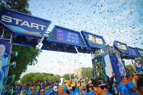 Race photo from Isoplus Run 2024 Surabaya