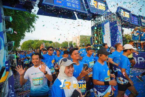Race photo from Isoplus Run 2024 Surabaya