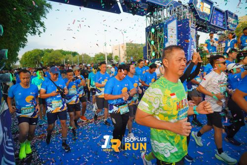 Race photo from Isoplus Run 2024 Surabaya