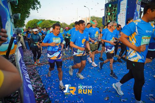 Race photo from Isoplus Run 2024 Surabaya