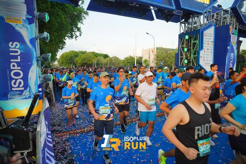 Race photo from Isoplus Run 2024 Surabaya