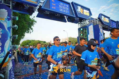 Race photo from Isoplus Run 2024 Surabaya