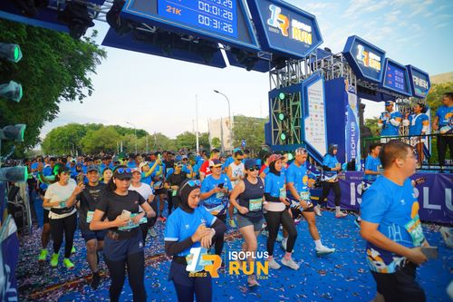 Race photo from Isoplus Run 2024 Surabaya
