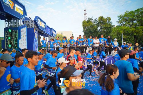 Race photo from Isoplus Run 2024 Surabaya