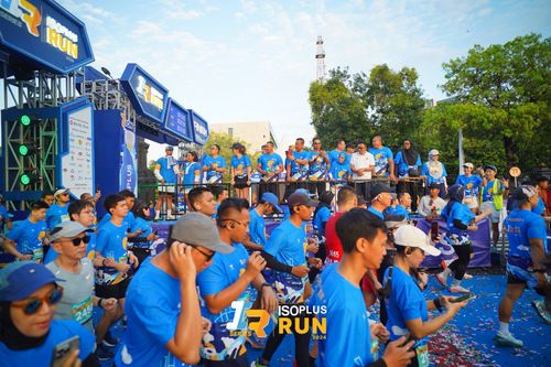Race photo from Isoplus Run 2024 Surabaya
