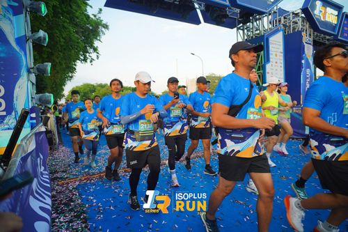 Race photo from Isoplus Run 2024 Surabaya