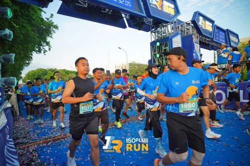 Race photo from Isoplus Run 2024 Surabaya