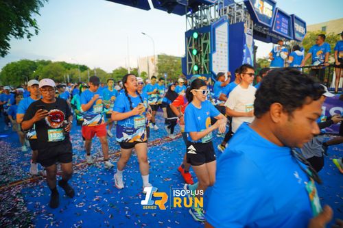 Race photo from Isoplus Run 2024 Surabaya