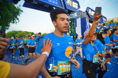 Race photo from Isoplus Run 2024 Surabaya