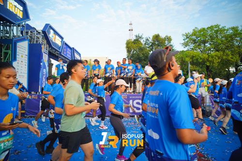 Race photo from Isoplus Run 2024 Surabaya