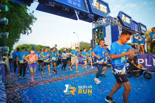 Race photo from Isoplus Run 2024 Surabaya
