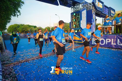 Race photo from Isoplus Run 2024 Surabaya