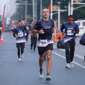 Race photo from KEMLU RUN 2026