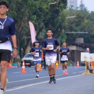 Race photo from KEMLU RUN 2026