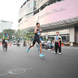 Race photo from SURABAYA ISOPLUS MARATHON 2026