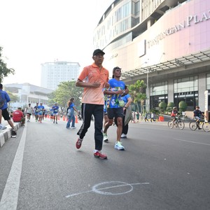 Race photo from SURABAYA ISOPLUS MARATHON 2026