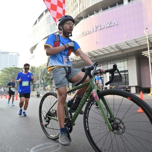 Race photo from SURABAYA ISOPLUS MARATHON 2026