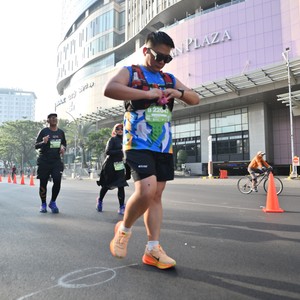 Race photo from SURABAYA ISOPLUS MARATHON 2026