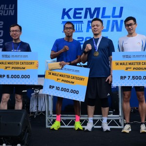 Race photo from KEMLU RUN 2026