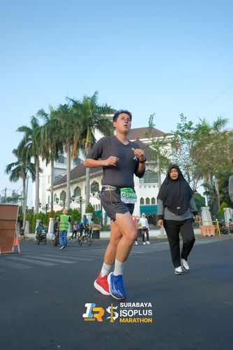 Race photo from SURABAYA ISOPLUS MARATHON 2025