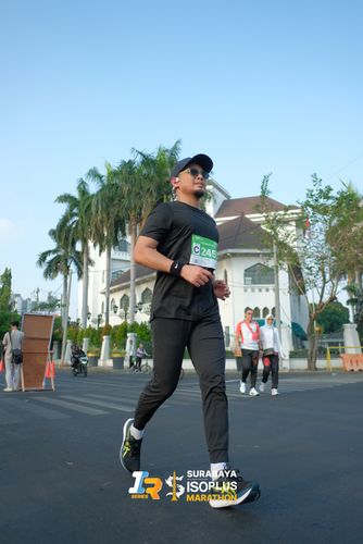 Race photo from SURABAYA ISOPLUS MARATHON 2025