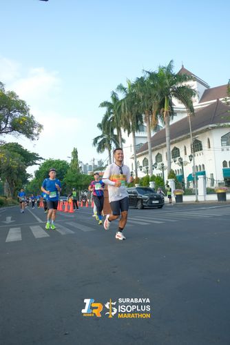 Race photo from SURABAYA ISOPLUS MARATHON 2025