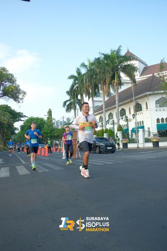 Race photo from SURABAYA ISOPLUS MARATHON 2025