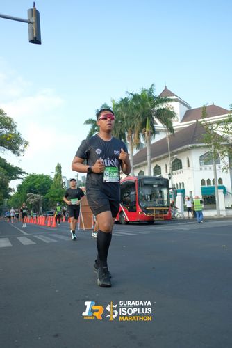 Race photo from SURABAYA ISOPLUS MARATHON 2025