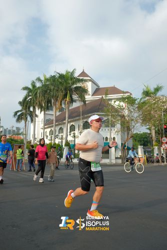 Race photo from SURABAYA ISOPLUS MARATHON 2025