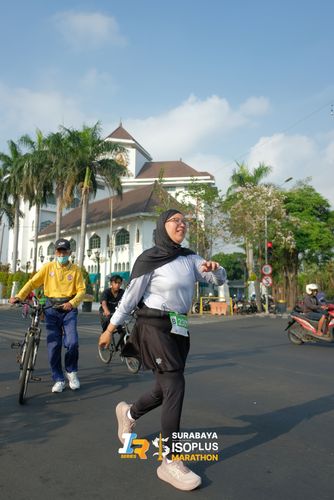 Race photo from SURABAYA ISOPLUS MARATHON 2025