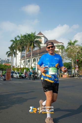 Race photo from SURABAYA ISOPLUS MARATHON 2025