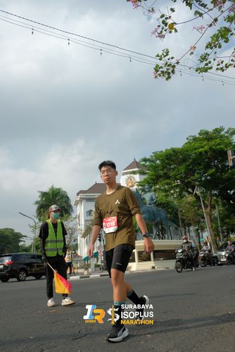 Race photo from SURABAYA ISOPLUS MARATHON 2025