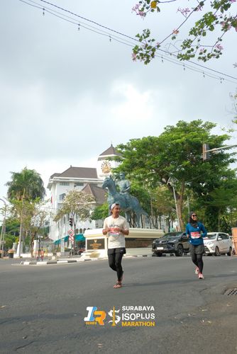 Race photo from SURABAYA ISOPLUS MARATHON 2025