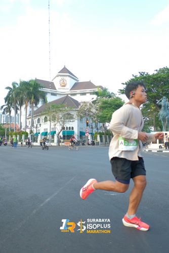 Race photo from SURABAYA ISOPLUS MARATHON 2025