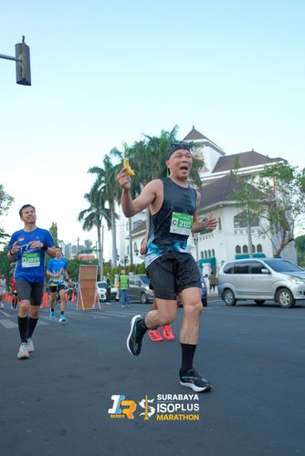 Race photo from SURABAYA ISOPLUS MARATHON 2025