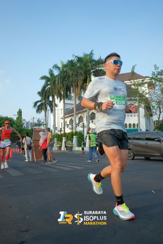 Race photo from SURABAYA ISOPLUS MARATHON 2025