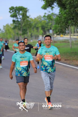 Race photo from Arutmin Borneo Run 2024