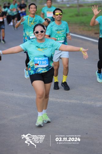 Race photo from Arutmin Borneo Run 2024