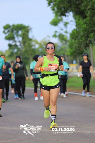 Race photo from Arutmin Borneo Run 2024