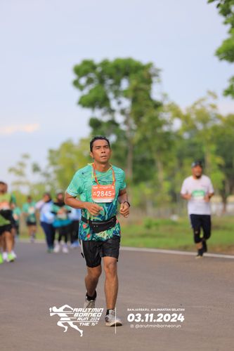 Race photo from Arutmin Borneo Run 2024