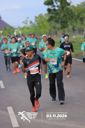 Race photo from Arutmin Borneo Run 2024